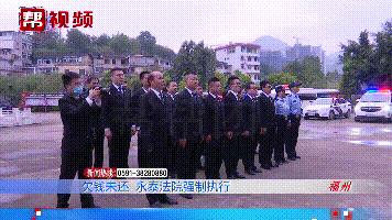 DƬ